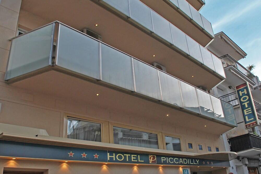 Foto del exterior de Hotel Piccadilly Sitges