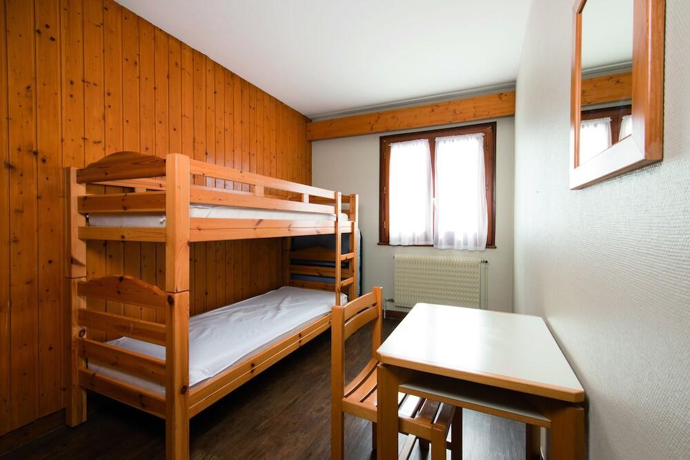 Foto de una habitación de Hôtel Vacances Bleues Les Chalets du Prariand