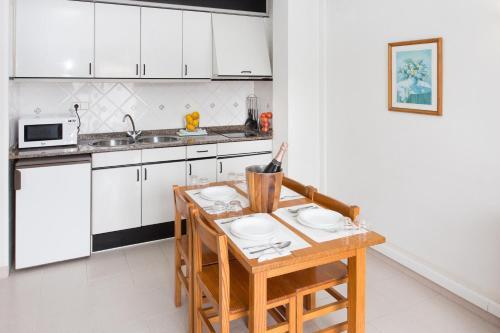 Foto de una habitación de Apartamentos Sofía Playa Ibiza