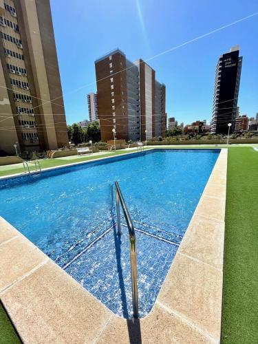 Foto de una habitación de Alquileres Vacacionales Mediterraneo 43 - Aloturin Benidorm