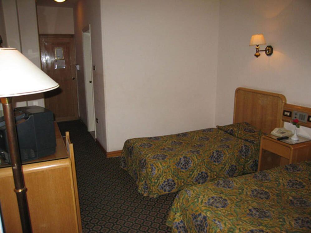 Foto de una habitación de Philippe Luxor Hotel