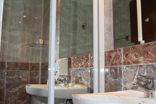Foto del baño de Hostal Acella