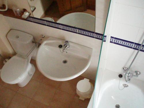 Foto del baño de Posada Las Puentes