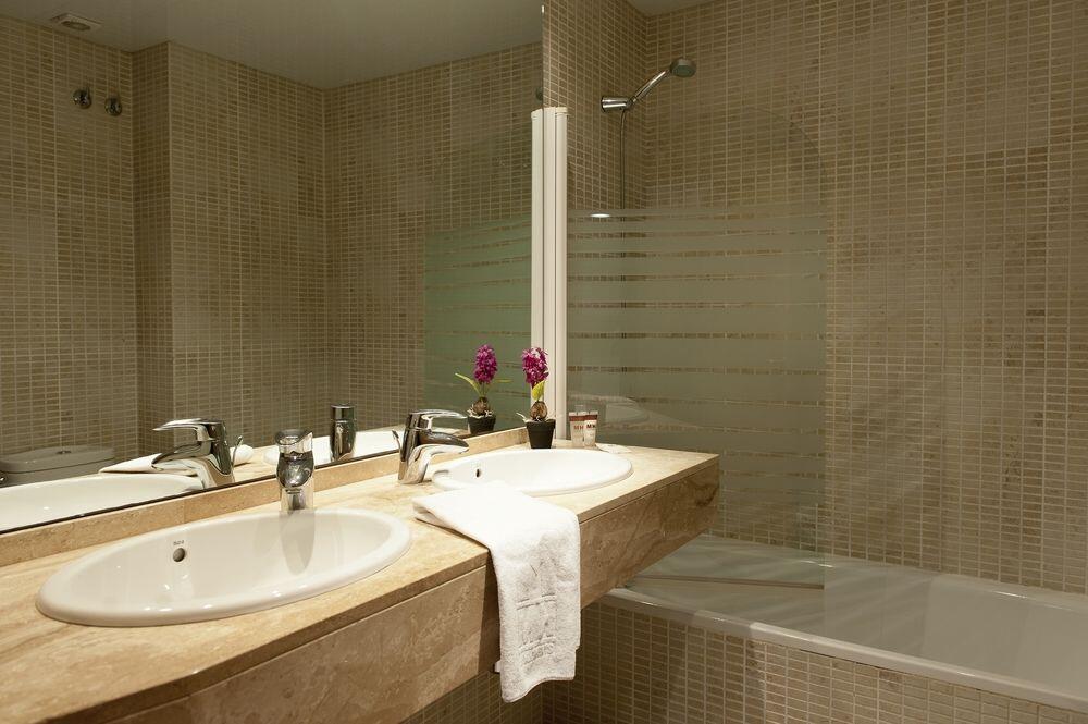 Foto del baño de MH Apartments Gracia