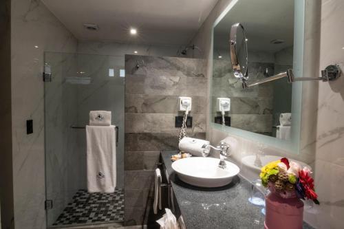 Foto del baño de Hotel Ronda Minerva - Arborea