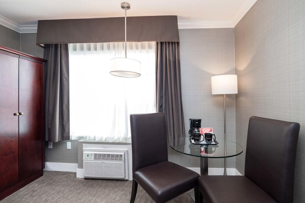 Foto de una habitación de Sandman Hotel Saskatoon