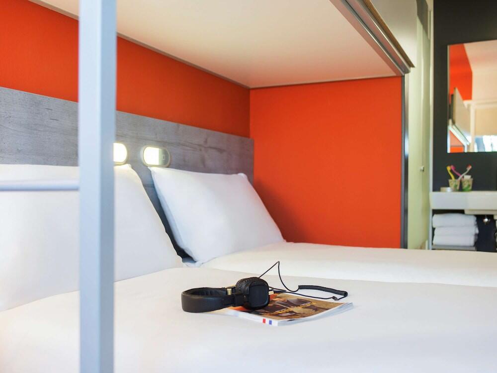 Foto de una habitación de Hotel ibis budget Amsterdam Airport