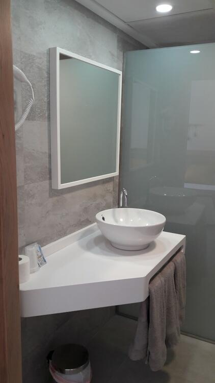 Foto del baño de Hostal Cervantes Playa