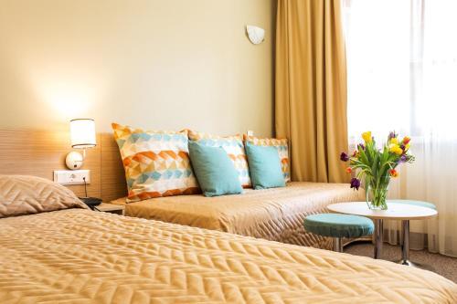 Foto de una habitación de Geneva Hotel