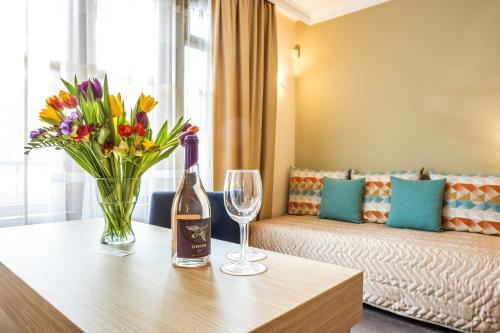 Foto de una habitación de Geneva Hotel