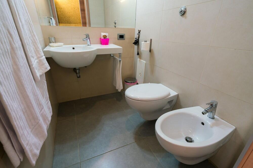 Foto del baño de Apartamentos Residence Europa