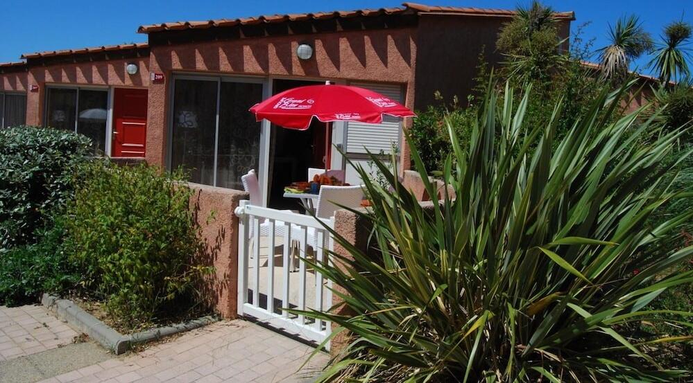 Foto del exterior de Lagrange Grand Bleu Vacances – Résidence Les Jardins de Neptune
