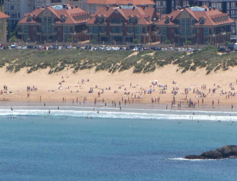 Foto del exterior de Hotel Marítimo Ris