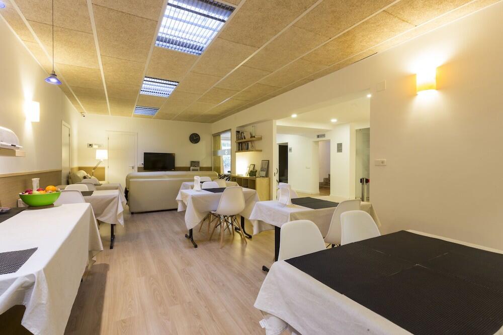 Foto de restauración de Hostal Bonany