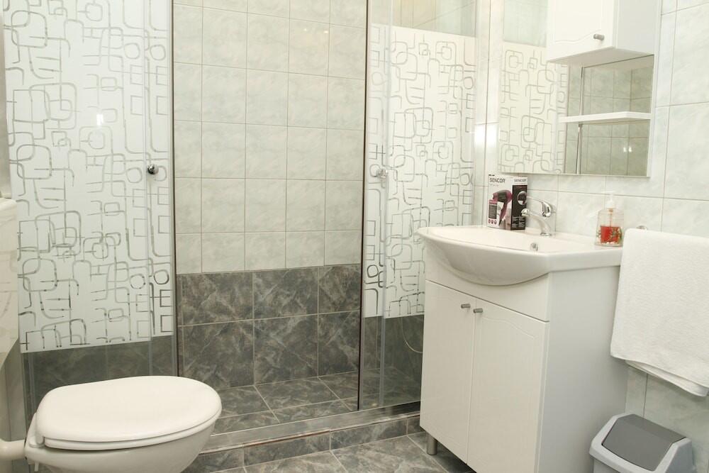 Foto del baño de Apartments and Rooms Krizmanic