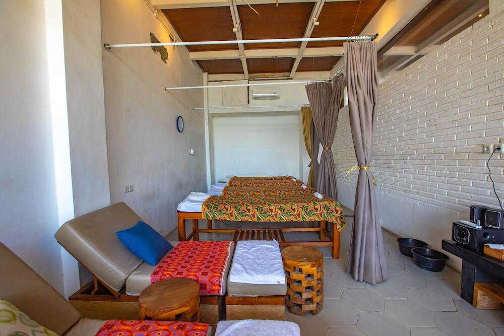 Foto de los servicios de Hotel Gili Sands Resort &amp;amp; Beach Club