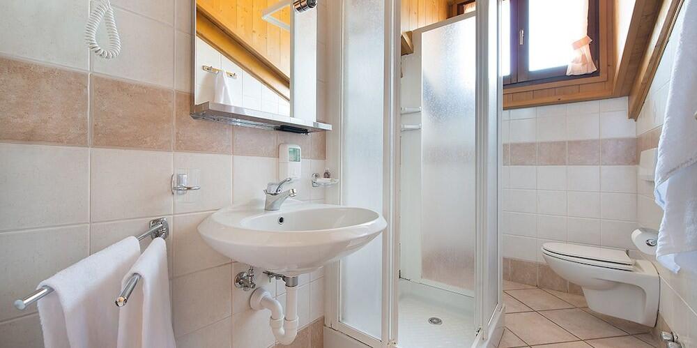 Foto del baño de Hotel Gallo Cedrone