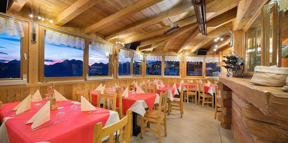 Foto de restauración de Hotel Gallo Cedrone