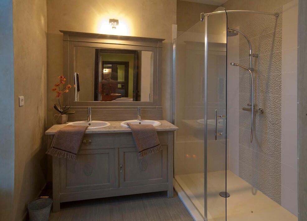 Foto del baño de Bed &amp;amp; Breakfast Demeure du Pareur