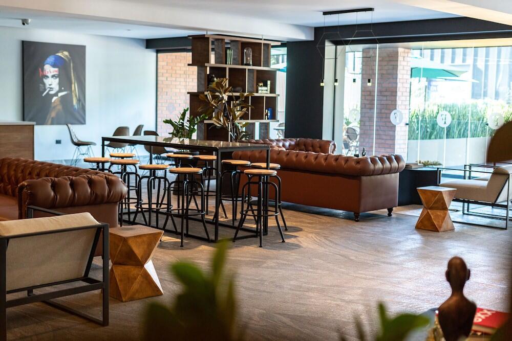 Foto de las zonas nobles de FULTON Business Luxury HOTEL