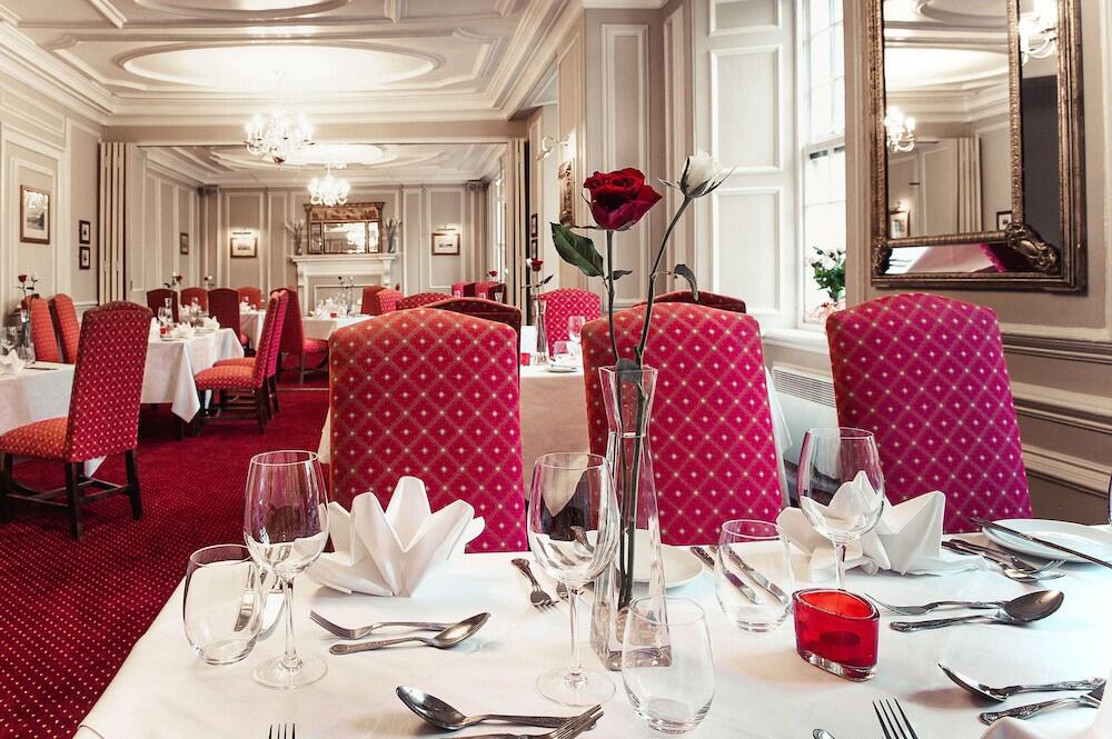 Foto de restauración de Bedford Hotel