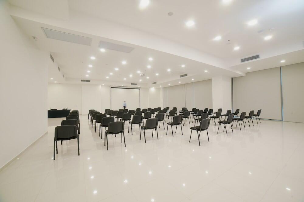 Foto de los servicios de Hotel Dorado Plaza Alto Prado