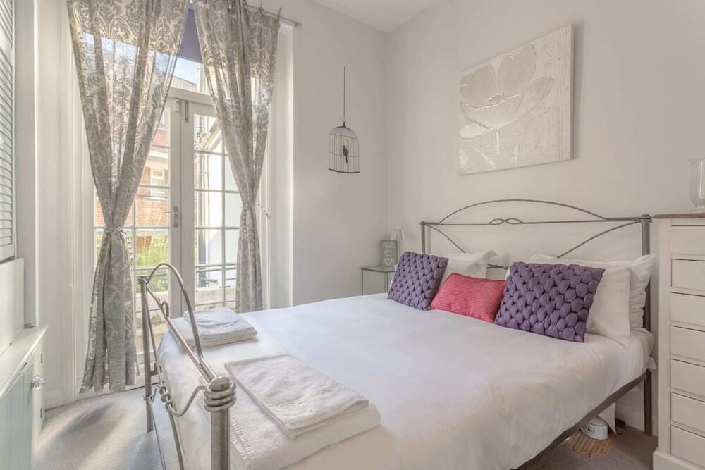 Foto de una habitación de Stylish Apartment near Battersea Park