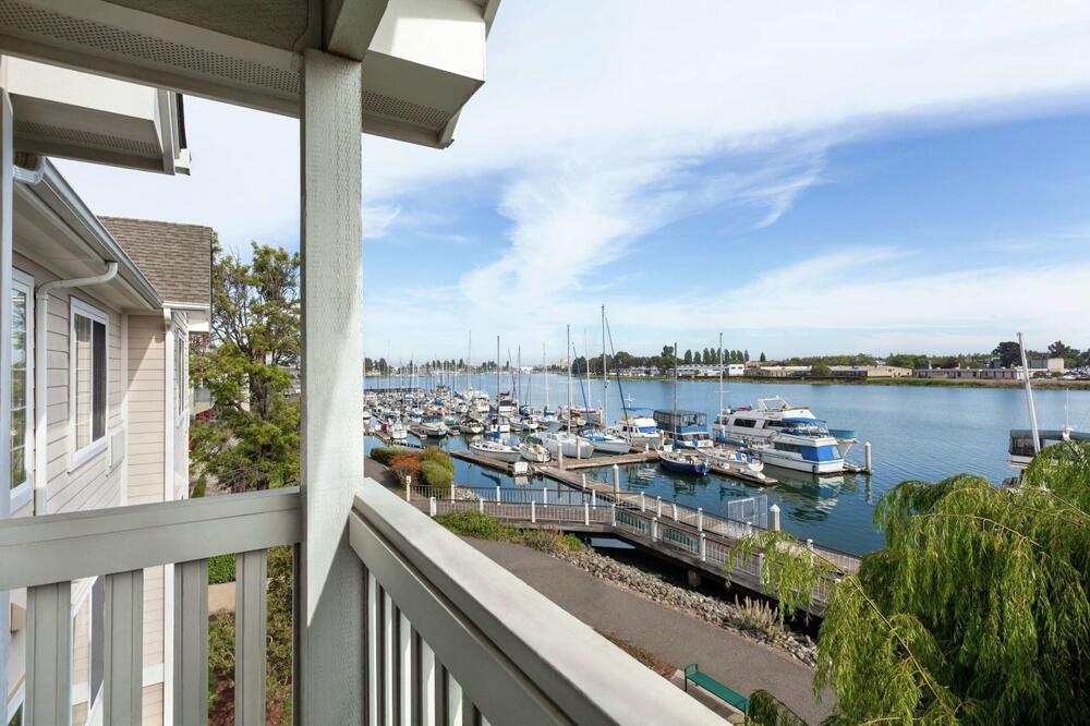 Foto de una habitación de Hotel Homewood Suites by Hilton - Oakland Waterfront
