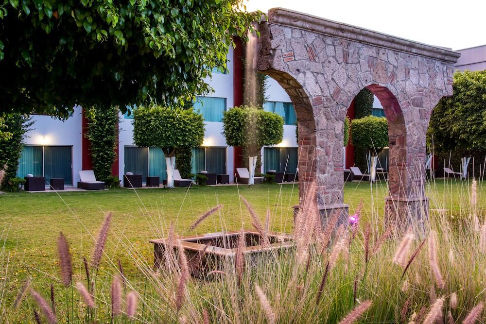 Exterior – Hotel Estancia Business Class