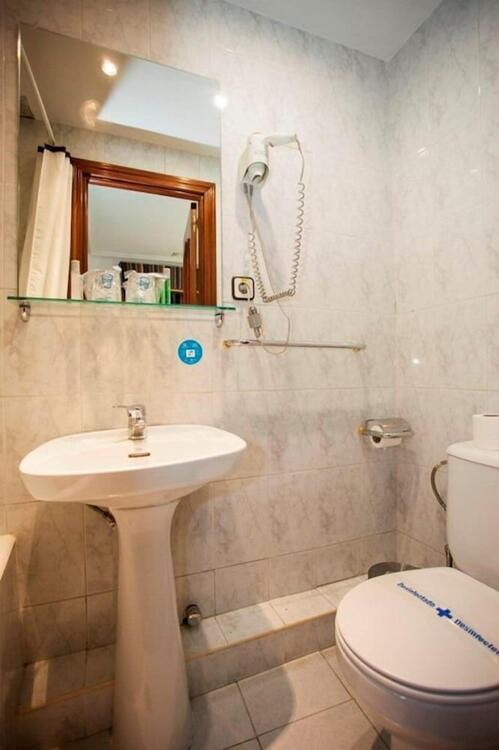Foto del baño de Pensión Carrera