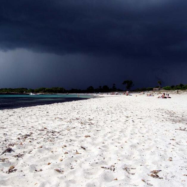 Foto de Es Caragol, playa en Santanyi