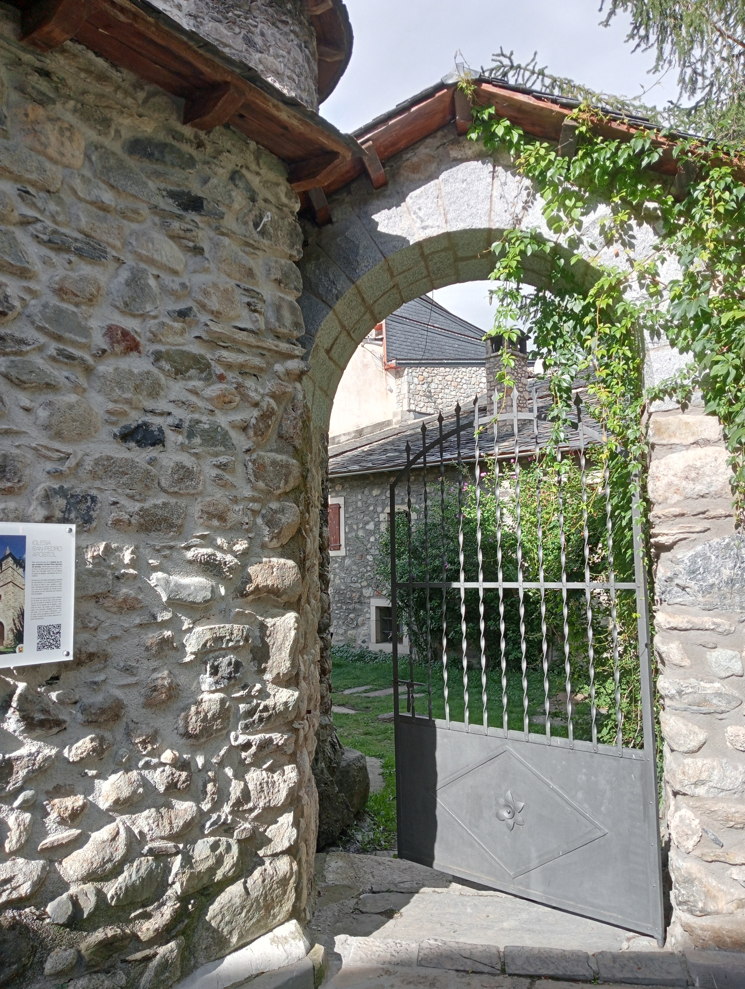 Anciles